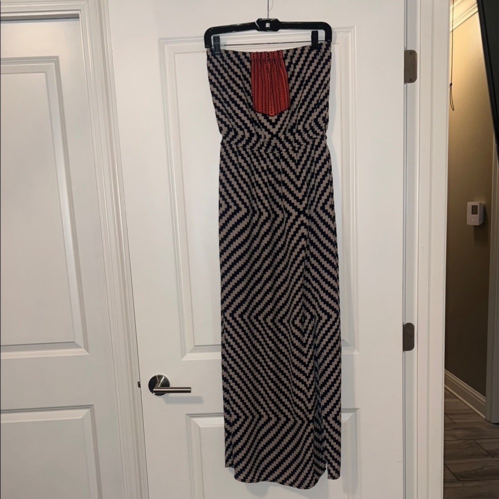 THML Size Small Chic Navy and Tan Strapless Maxi Dress with Slit w Orange accent